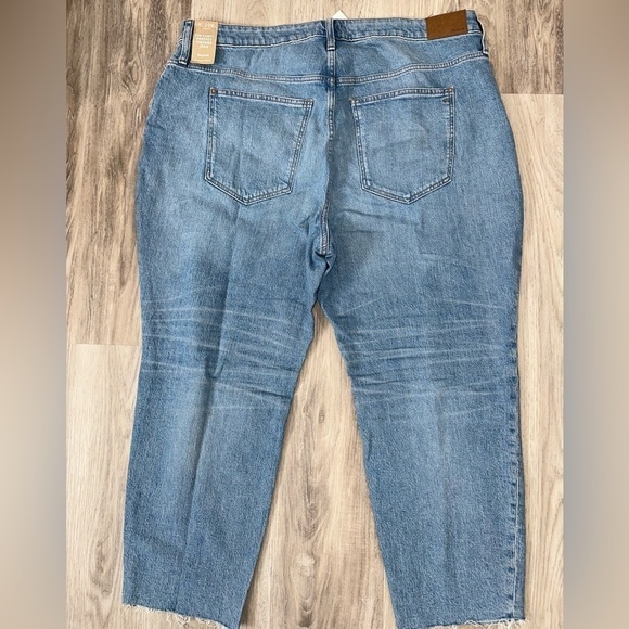 MadeWell Curvy Fit Vintage Jean - Picture 2 of 9